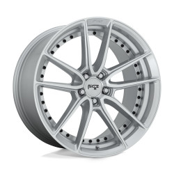 Niche M221 DFS platišče 18x8 5x114.3 72.56 ET40, Gloss Silver