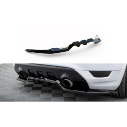 Zadnji centralni podaljšek – splitter (z navpičnimi črtami/prečkami) Ford Kuga ST Mk1