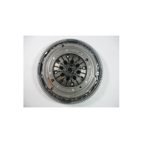 Sklopke in vztrajniki Xtreme KVW22508 Clutch Kit Clutch Pro | race-shop.si