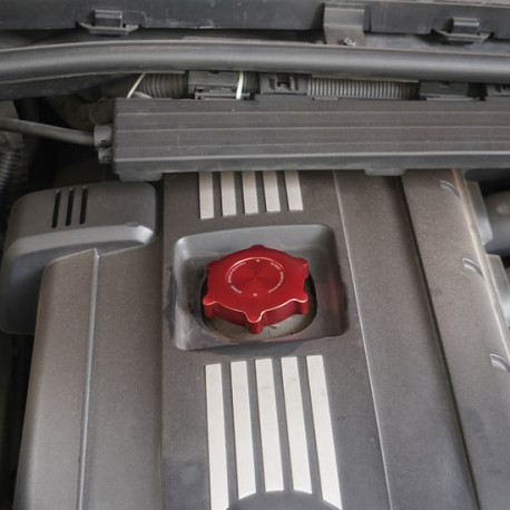 New Aluminum M-Style Engine Oil Filler Cap For BMW E36/ E46/ E90/ E92/ Z4 E85 | race-shop.si