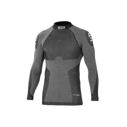 Sparco R563 TOP with FIA, black