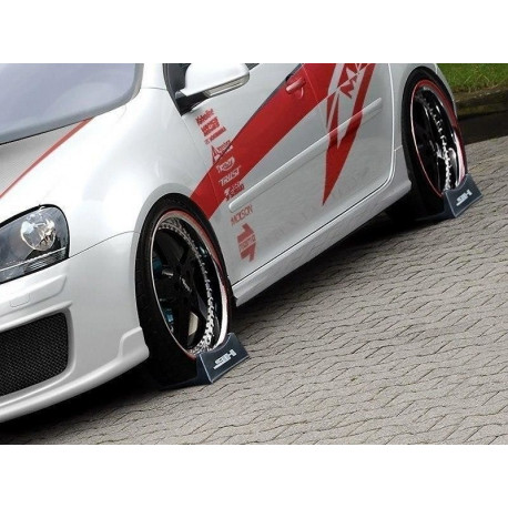 Body kit a vizuálne doplnky STRANSKI PRAGOVI GOLF 5 (GTI LOOK) | race-shop.si