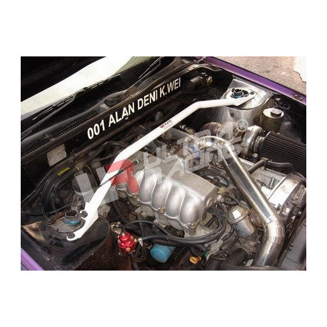 Stebrički Nissan Cefiro 88-94 A31 UltraRacing Front Upper Strutbar | race-shop.si
