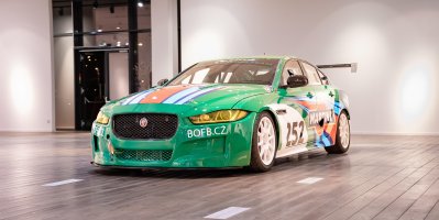 Dirkalni specialec Jaguar XE